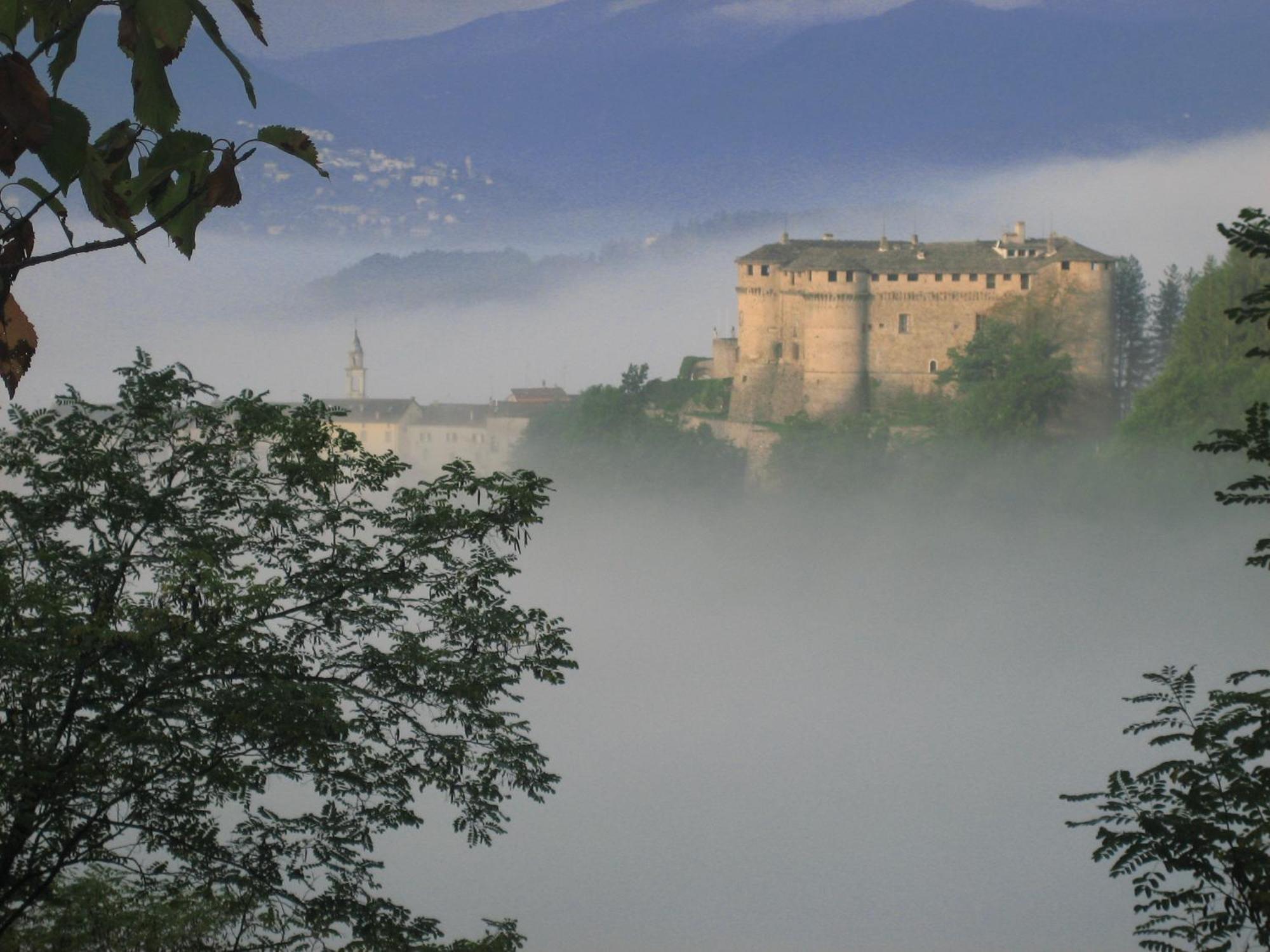 Castello Di Compiano Hotel Relais Museum Ngoại thất bức ảnh