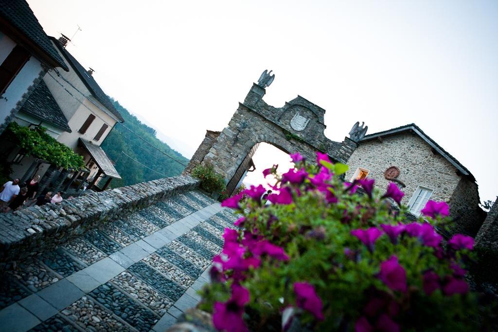 Castello Di Compiano Hotel Relais Museum Ngoại thất bức ảnh